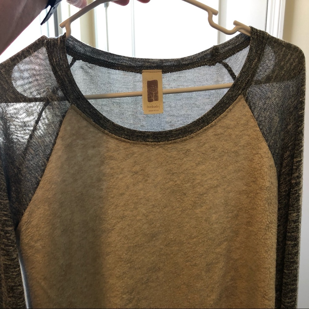 Freeloader shirt with extra long sleeves - Picture 8 of 8